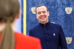 Заместитель председателя Совета безопасности РФ, председатель партии «Единая Россия» Дмитрий Медведев во время встречи с женщинами из партии «Едина Россия» накануне Международного женского дня, 2025 год