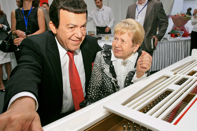 2007 год. Иосиф Кобзон и композитор Александра Пахмутова
