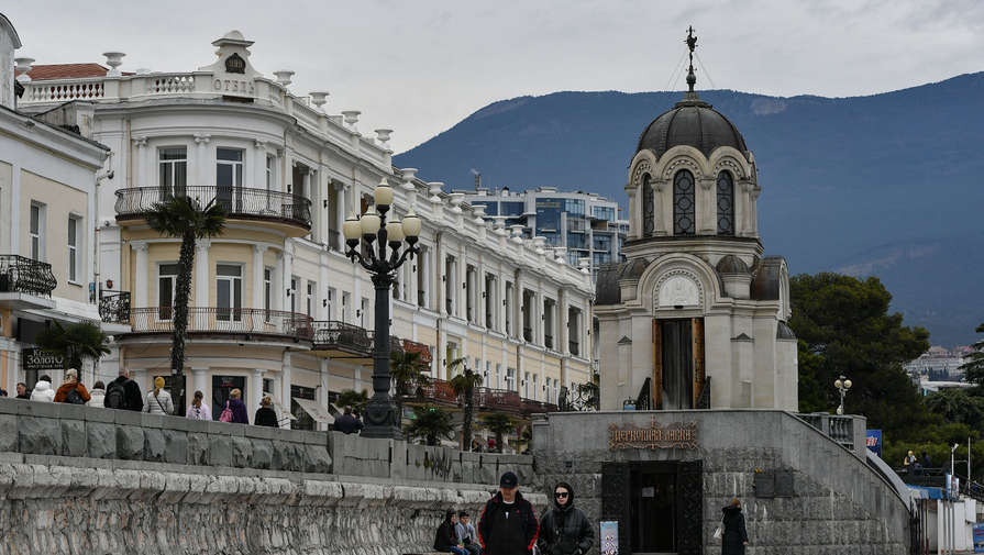 Ъ: спрос на отдых в Крыму на майских праздниках упал на 40-45%