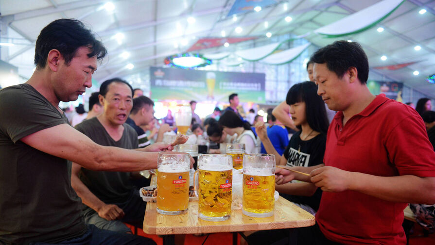 Компания МПК начнет поставлять в Россию китайское пиво Tsingtao взамен европейского