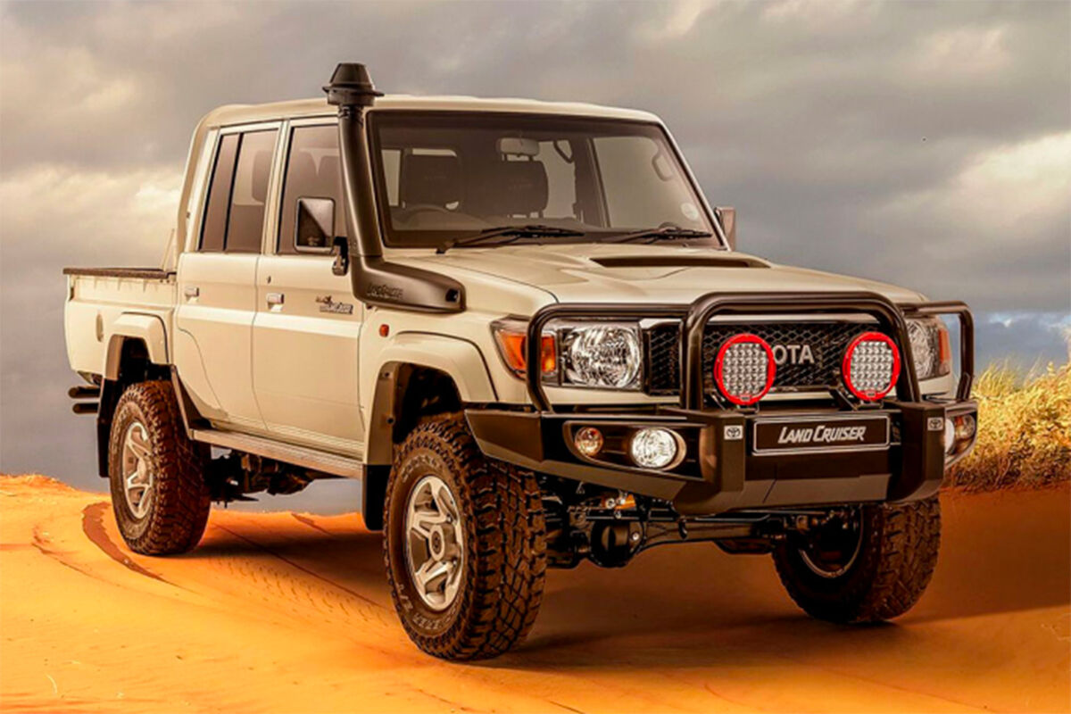 В России начались продажи новых пикапов Toyota Land Cruiser 79 - Газета.Ru  | Новости