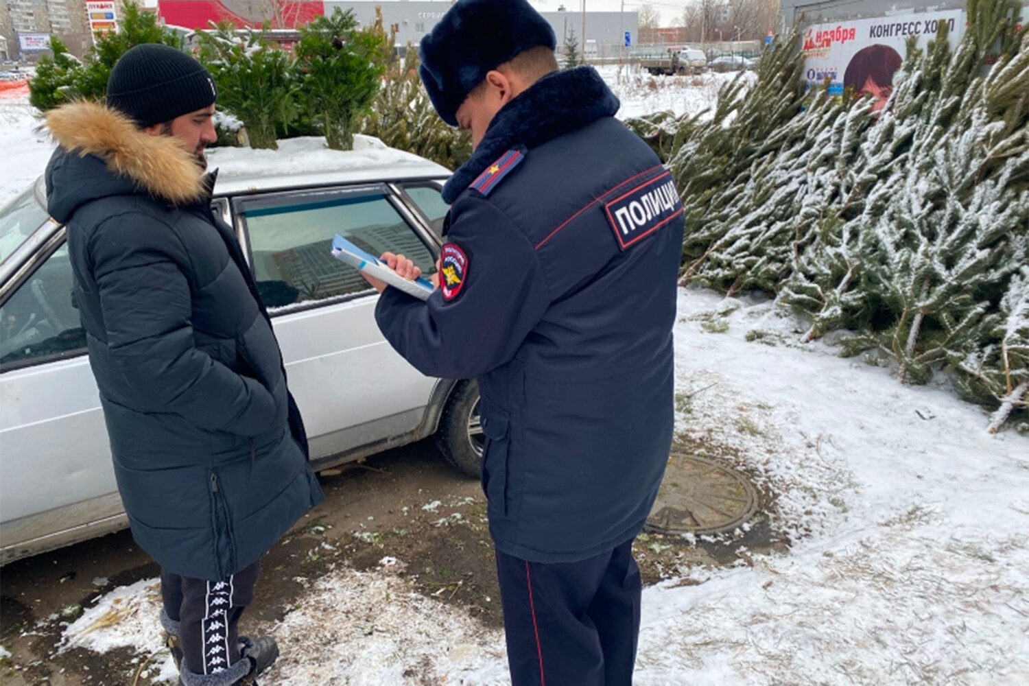 В России сократят срок временного пребывания иностранцев в стране -  Газета.Ru | Новости