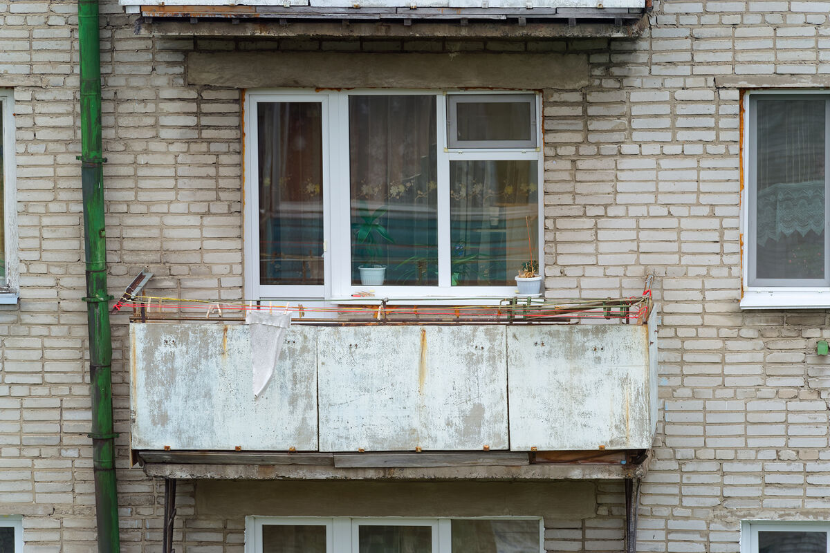 В Волгограде из-за взрыва обрушился подъезд дома, трое погибших