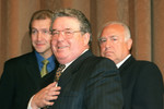 1999 год. Председателем нового Совета директоров «Газпрома» избран Виктор Черномырдин (справа), а его заместителем - председатель правления Рем Вяхирев