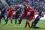 Арьен Робен забивает первый гол «Баварии» в ворота «Вердера»