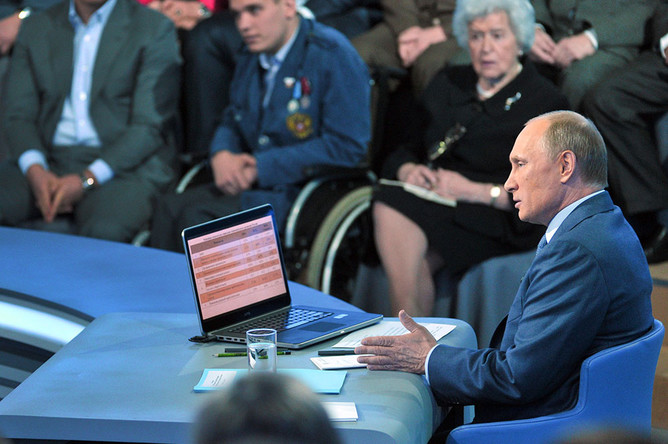 Путин говорит с народом все дольше и все более обтекаемо