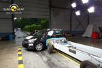 Nissan Note — 4 звезды Euro NCAP 2013