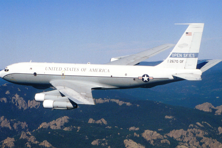 Самолет Boeing OC-135B