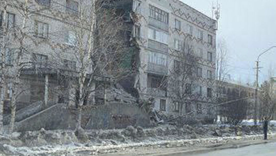 Пятиэтажный дом частично обрушился в Печоре
