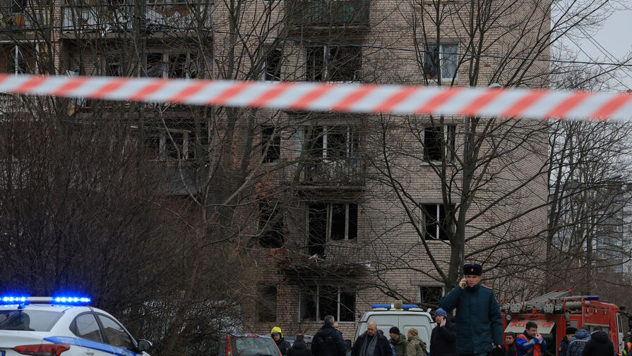 Житель Петербурга заявил о повреждении своей машины при взрыве БПЛА