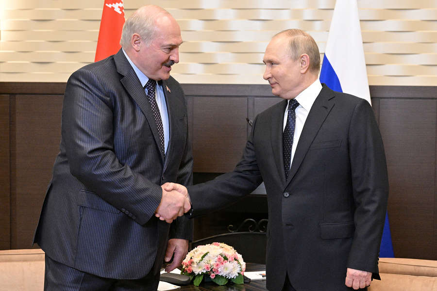 Лукашенко объяснил, почему обсуждал с Путиным ядерное оружие 