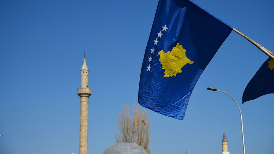 Политика: спецназ полиции Косово обстрелял сербов на баррикадах на севере края