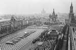 Во время первомайского парада физкультурников на Красной площади. 1958 год.