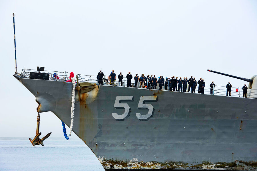 Эсминец USS Stout на военно-морской базе Норфолк, штат Вирджиния