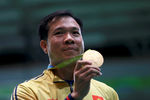Вьетнамец Хоанг Суан Винь завоевал золото в стрельбе из пневматического пистолета на 10 м. Эта медаль стала первой наградой высшей пробы в истории Вьетнама.