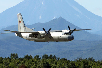 Военно-транспортный самолет Ан-26, архивный снимок