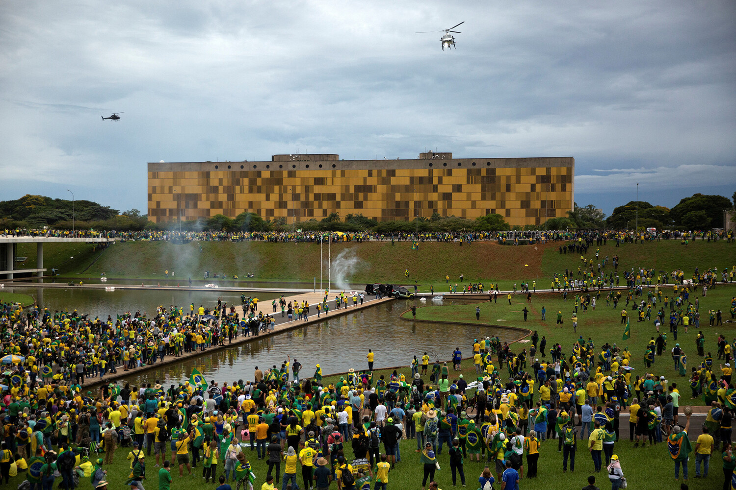 Ситуация в столице Бразилии в связи с массовыми протестами сторонников экс-президента Жаира Болсонару, 8 января 2023 года