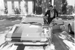 О.Джей Симпсон со своим автомобилем Ferrari, 1979 год