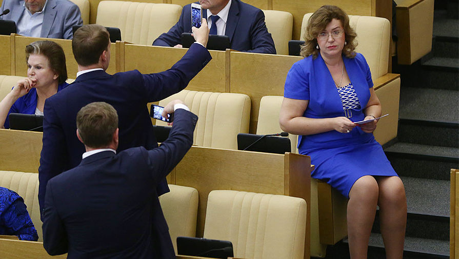 Ольга Епифанова на заседании Госдумы, июнь 2016 года