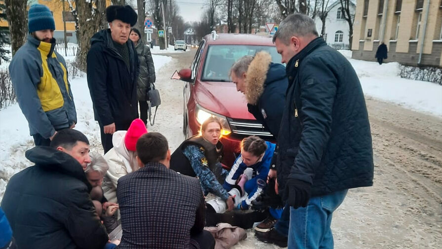 В Гатчине пенсионер сбил двух девочек на пешеходном переходе возле прокуратуры