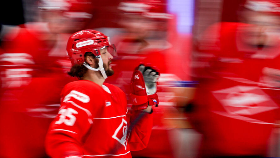 Спартак с крупным счетом одолел одного из лидеров КХЛ