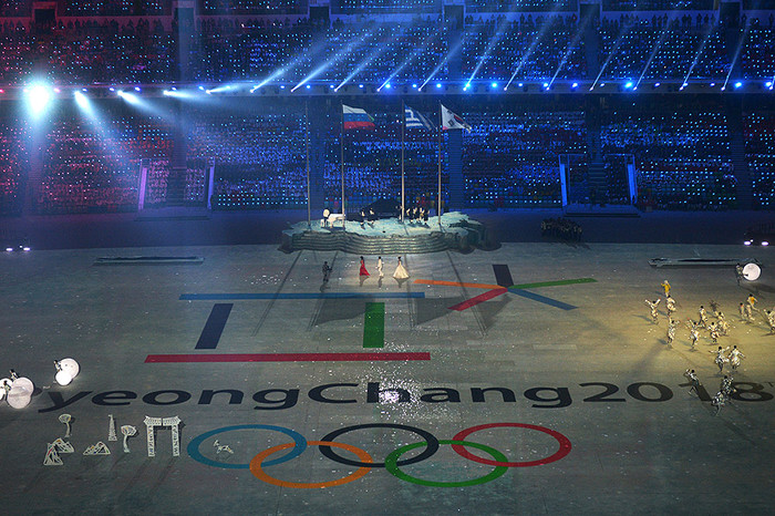 Презентация Олимпиады-2018 в&nbsp;корейском Пхенчхане во время церемонии закрытия XXII зимних Олимпийских игр в&nbsp;Сочи