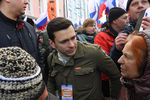 Член федерального политсовета движения «Солидарность» Илья Яшин (признан в РФ иностранным агентом) на «Марше памяти Бориса Немцова»