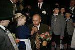 Владимир Путин во время встречи с жителями города Айинг, Германия 2006 год
