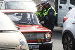Проверка документов у водителей на одном из въездов в Москву, 13 апреля 2020 года