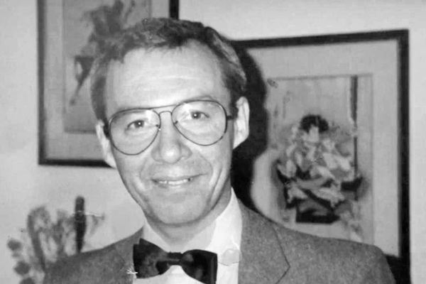 Переводчик Алексей Михалев