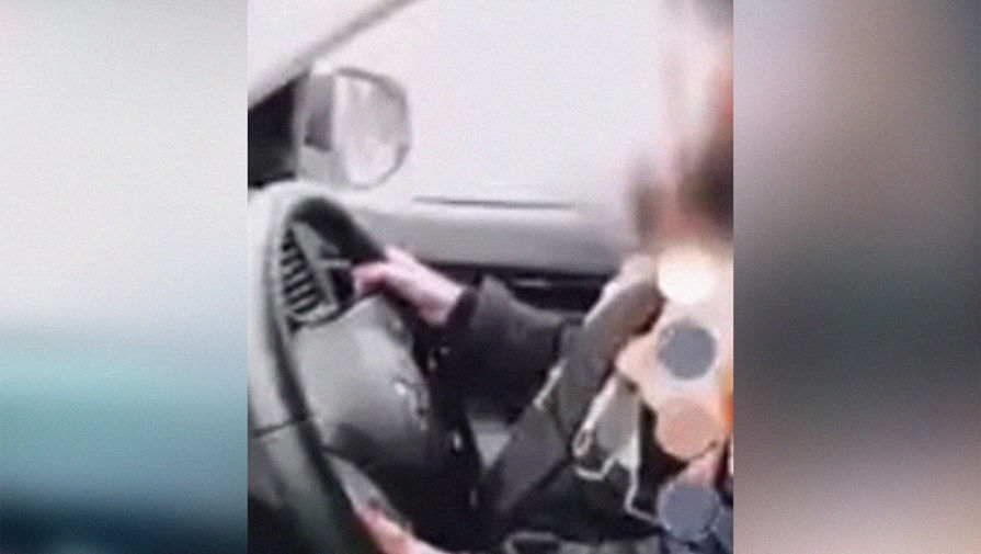 Депутата Малашкову оштрафовали за то, что она посадила 10-летнего сына за руль