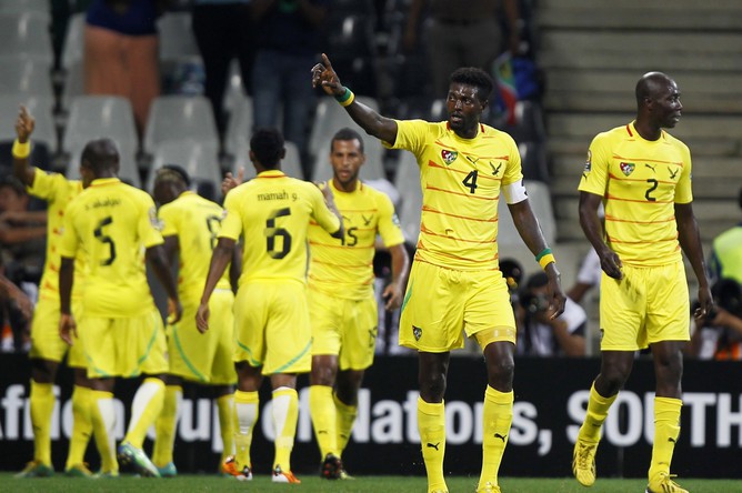 Адебайор вывел свою команду в четвертьфинал Кубка Африки