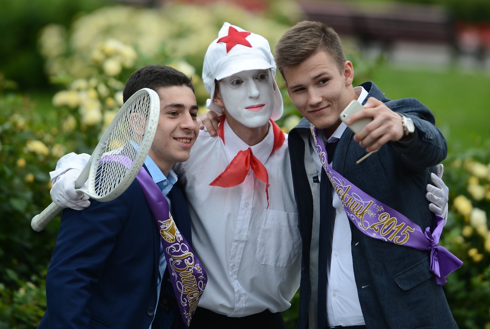 Выпускники в Александровском саду