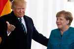 Дональд Трамп во время встречи с Ангелой Меркель в Белом доме