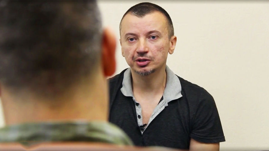 Подозреваемый в покушении на главу ДНР Александра Захарченко Александр Погорелов (кадр из видео)