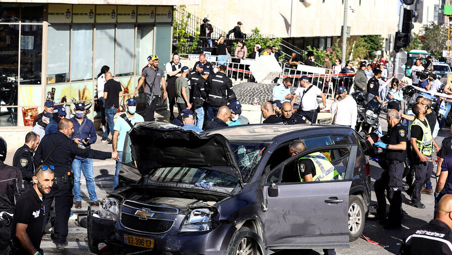 The Jerusalem Post: автомобиль въехал в толпу в центре Иерусалима
