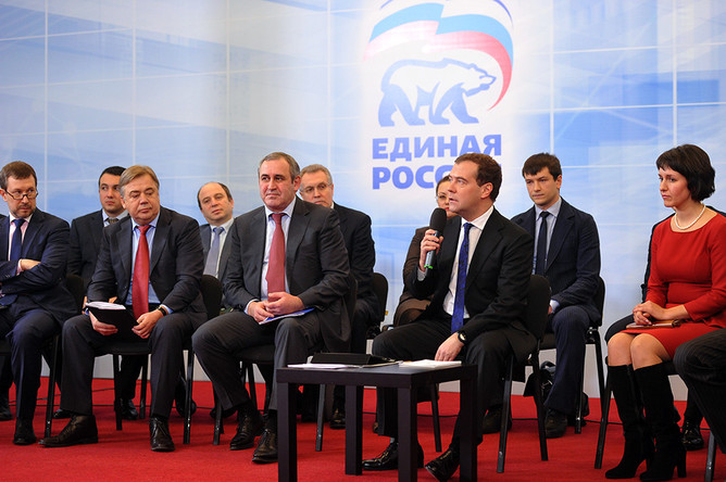 Дмитрий Медведев провел встречу с представителями бизнес-сообщества