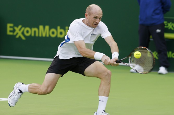 Давыденко вышел в четвертьфинал турнира в Дохе
