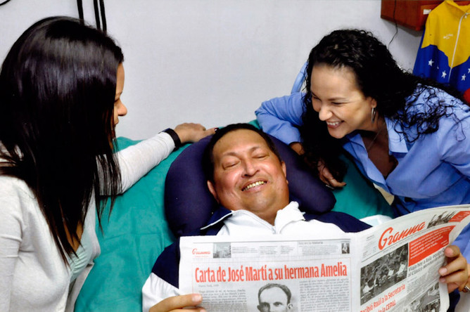  Уго Чавес неожиданно для всех прервал лечение на Кубе и вернулся в Венесуэлу