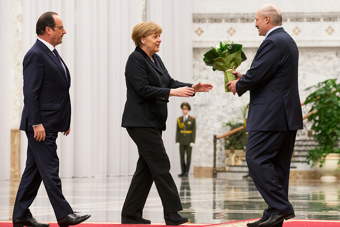 Франсуа Олланд, Ангела Меркель и Александр Лукашенко