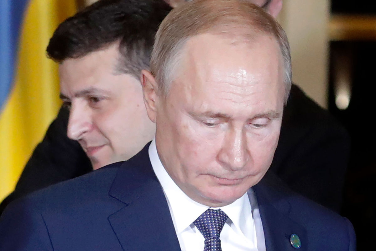 Президент Украины Владимир Зеленский и президент России Владимир Путин