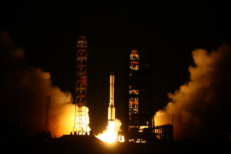 Запуск РН Протон-М со спутником связи Экспресс АМ-4