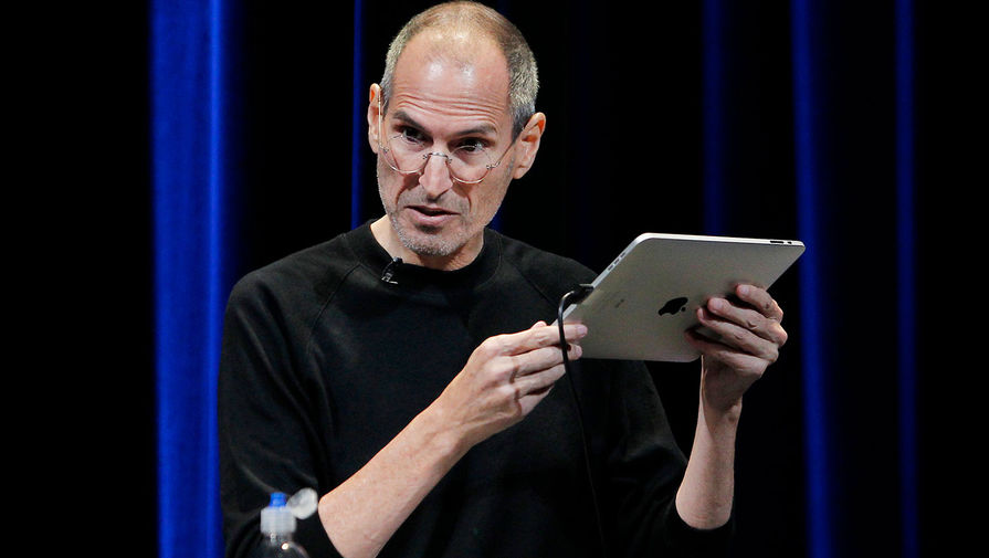 1. Планшет Apple iPad (2010)
