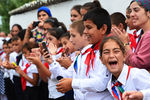 Ученики школы селения Верхний Джалган Дербентского района Дагестана на праздничной линейке в День знаний