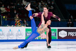 Аннабель Морозова и Андрей Багин выступают с произвольным танцем на чемпионате России — 2022