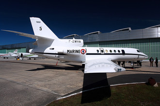 Легкомоторный самолет Dassault Falcon 50 F-GLSA