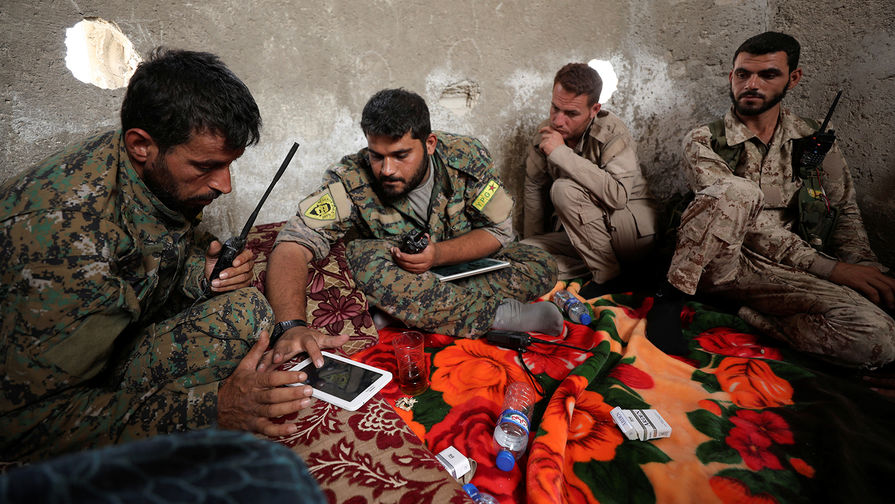 Бойцы SDF в Ракке, 25 сентября 2017