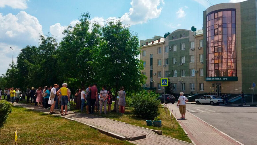 В Белгороде посетители и персонал нескольких медучреждений временно эвакуированы