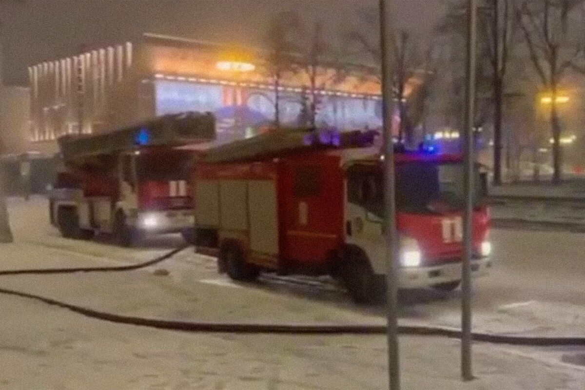 В Москве из-за пожара перекрыли три полосы по Тверской улице в сторону  Садового Кольца - Газета.Ru | Новости