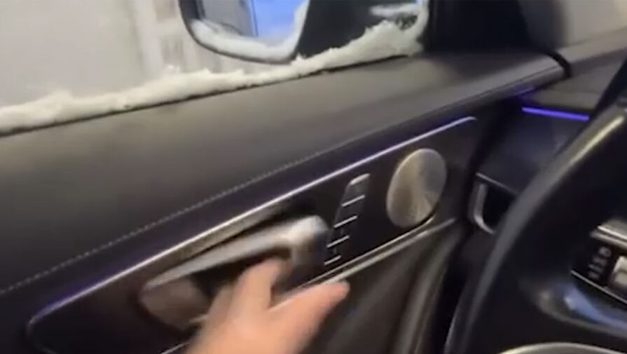 Гробы на колесах: Chery Tiggo начали блокировать водителей в салоне